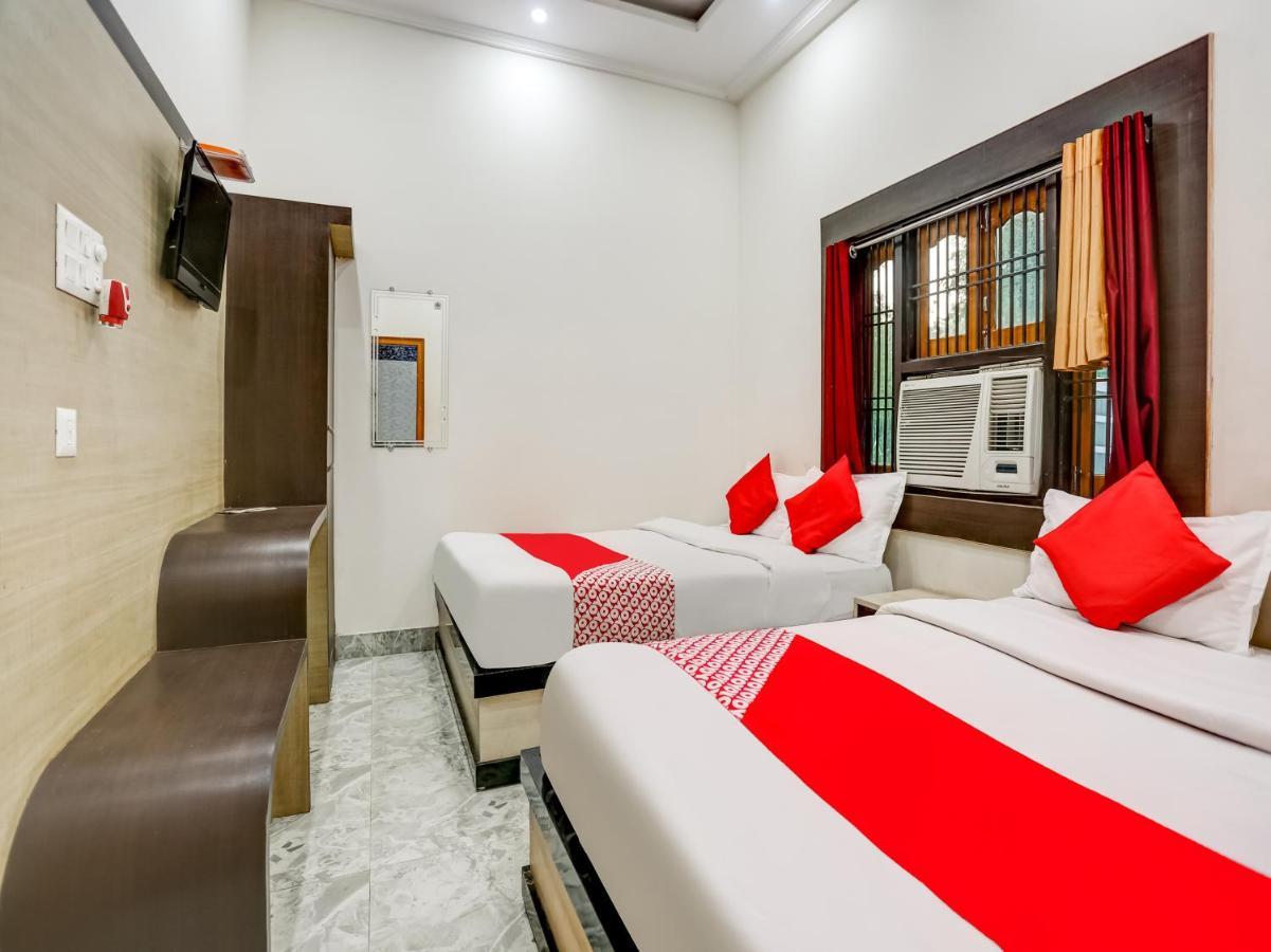Oyo 75850 Vishwanath Guest House Varanasi Exterior photo